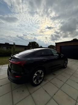 AUDI 
                E-Tron Sportback Thumbnail 6